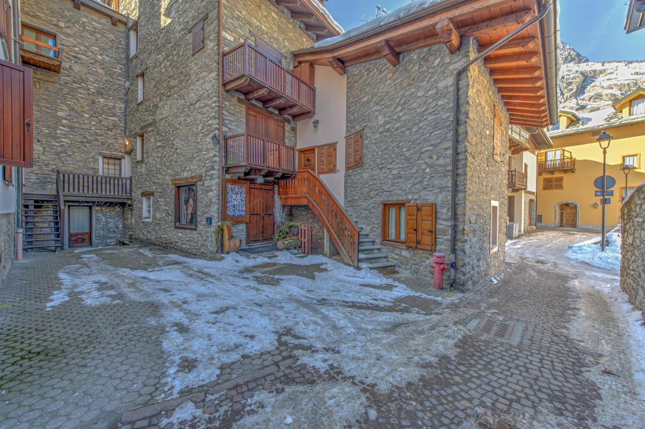 Appartamento Claire - Relax Con Splendida Vista - Cour 0081 Courmayeur Dış mekan fotoğraf
