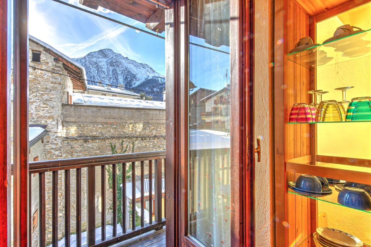 Appartamento Claire - Relax Con Splendida Vista - Cour 0081 Courmayeur Dış mekan fotoğraf